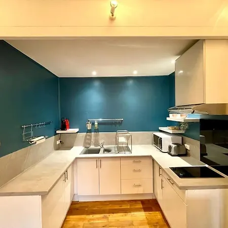 R'apparts T2 Le Chaleureux - Hypercentre - Gare Apartment Grenoble