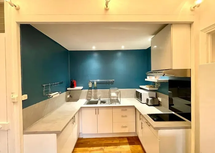 R'apparts T2 Le Chaleureux - Hypercentre - Gare Apartment Grenoble